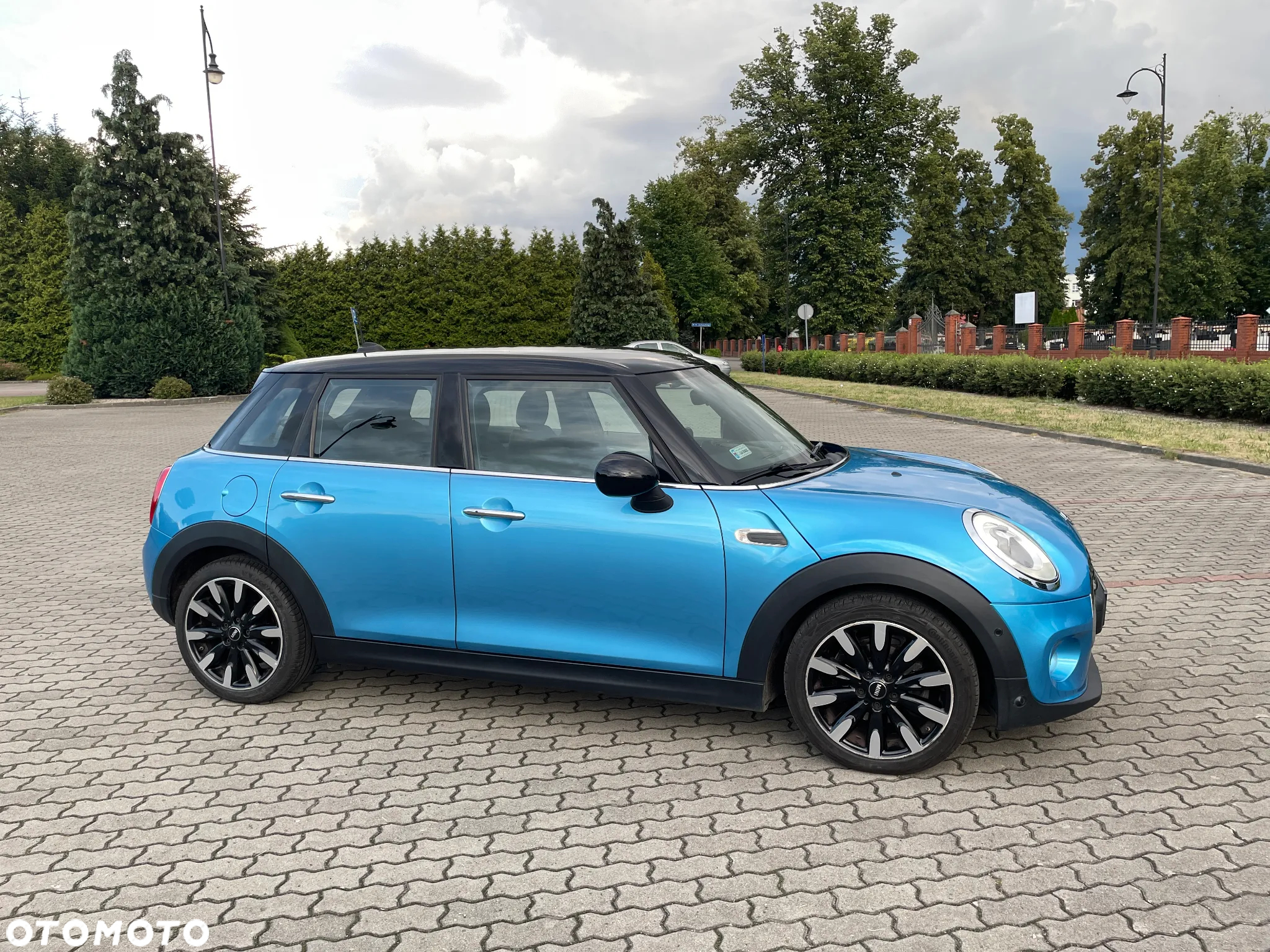 MINI Cooper Standard - 14