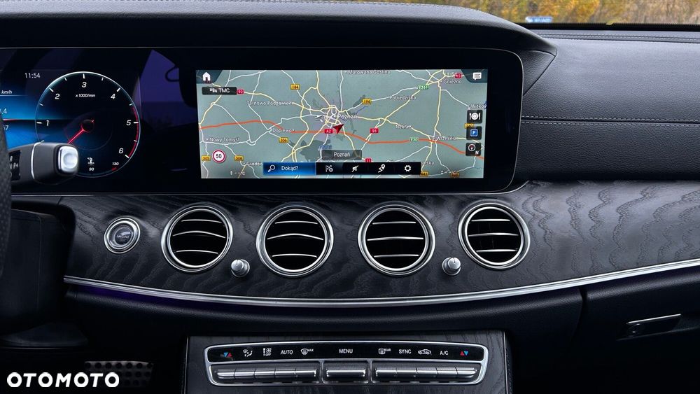 Mercedes-Benz Klasa E 220 d 4-Matic AMG - 19
