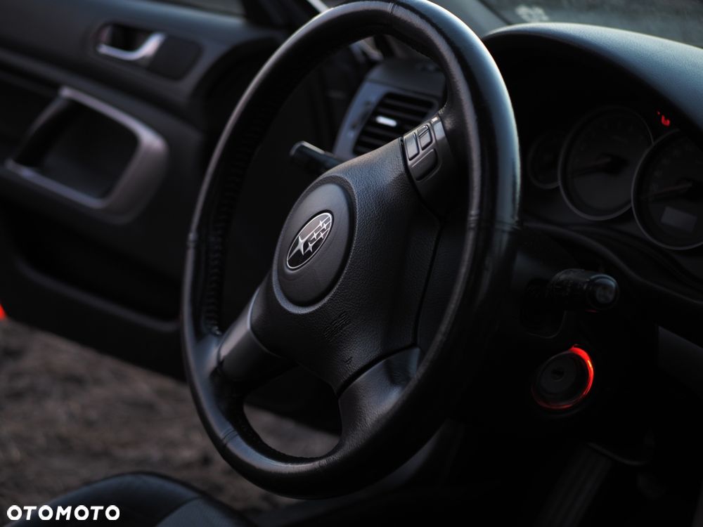 Subaru Legacy - 1