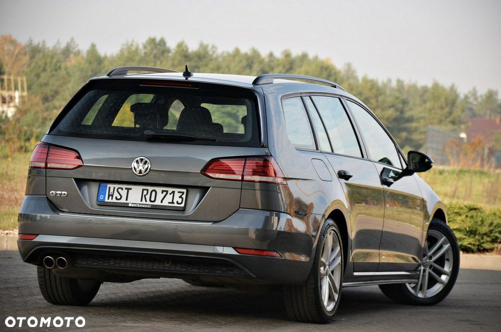Volkswagen Golf - 14