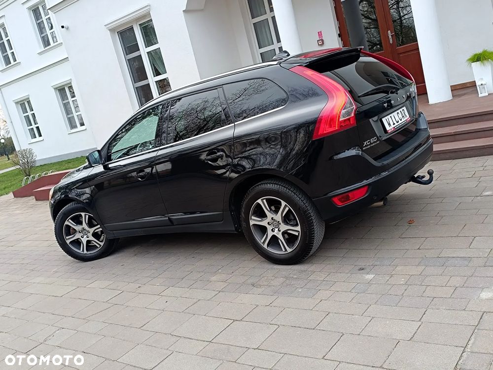 Volvo XC 60 D4 Geartronic Momentum - 12