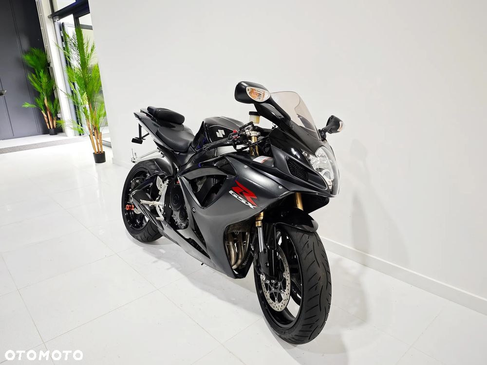 Suzuki GSX-R - 7