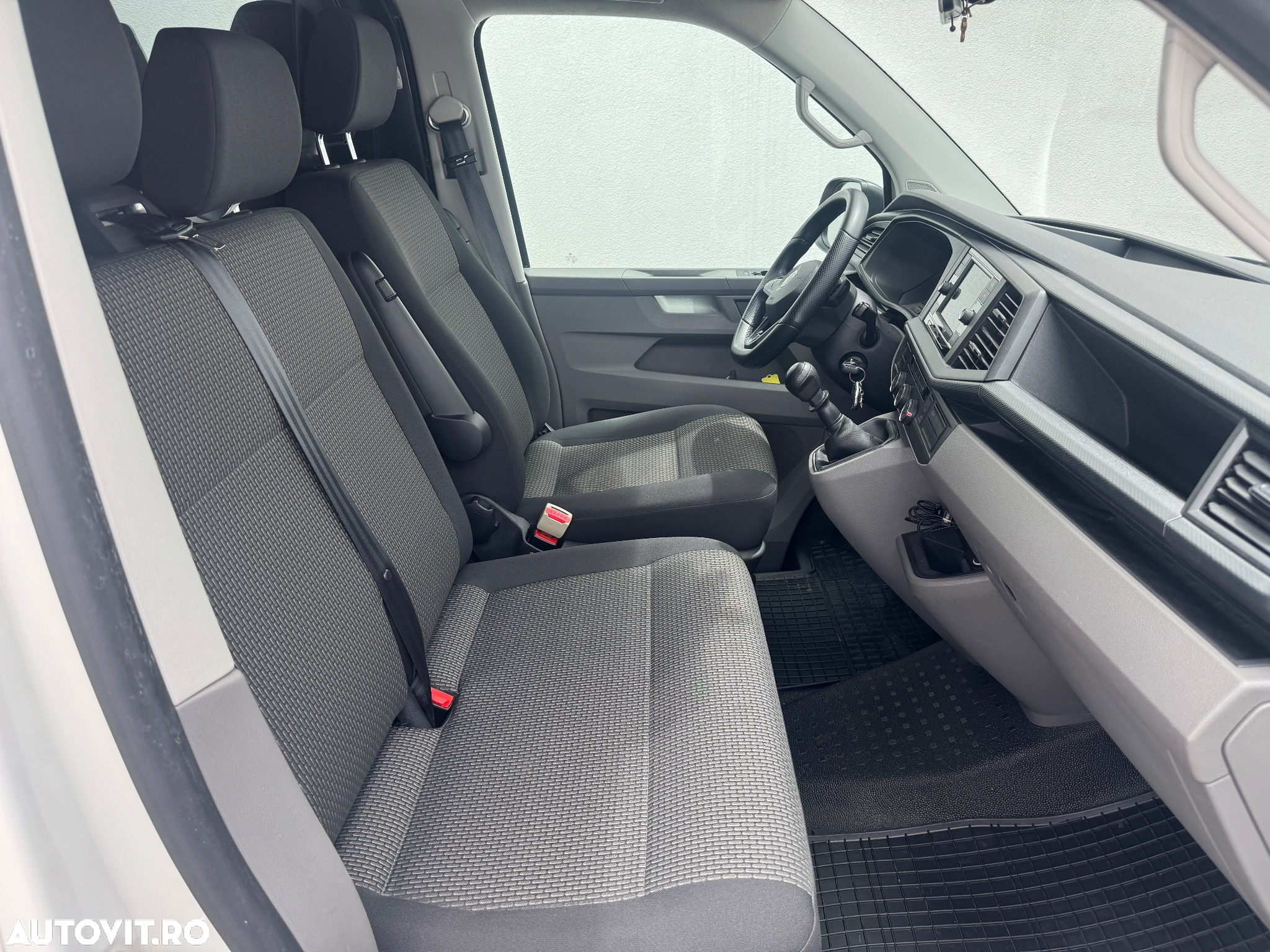 Volkswagen Transporter T6 Lang Plus Comfortline - 4
