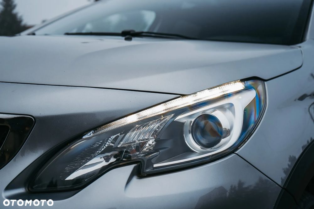 Peugeot 2008 PureTech 110 GPF Stop&Start EAT6 Allure - 14