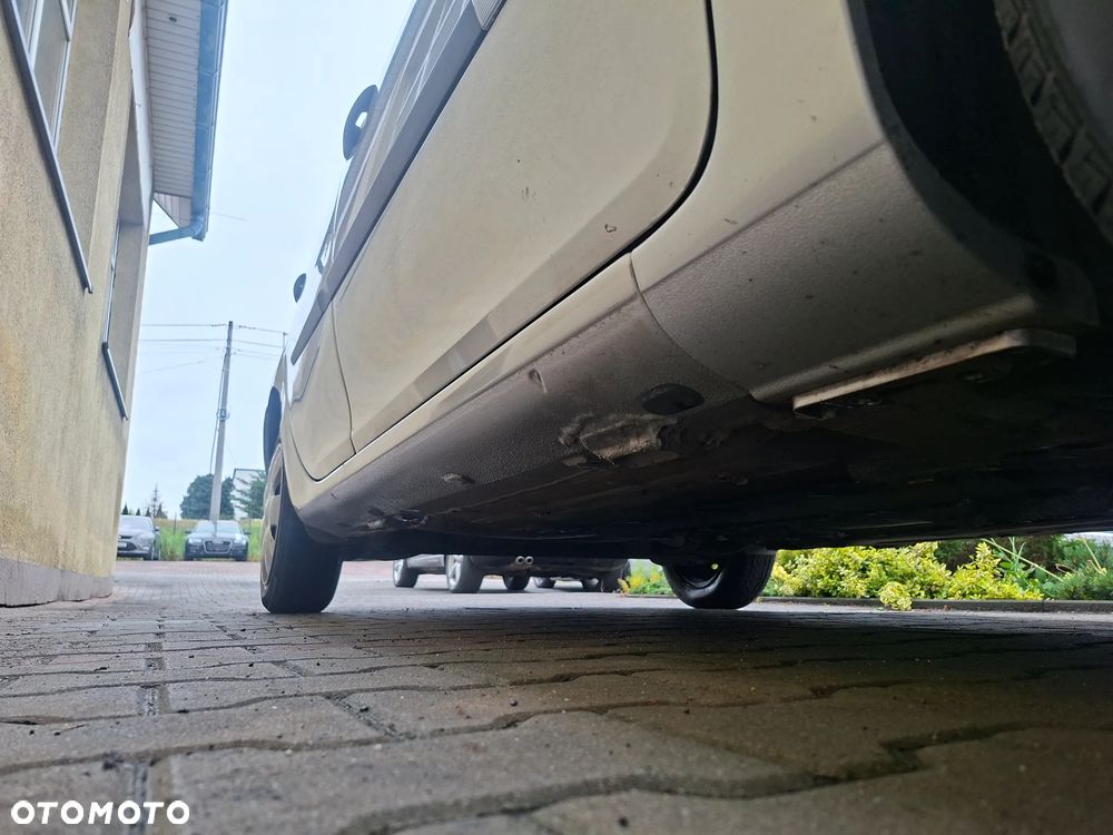 Renault Clio - 13