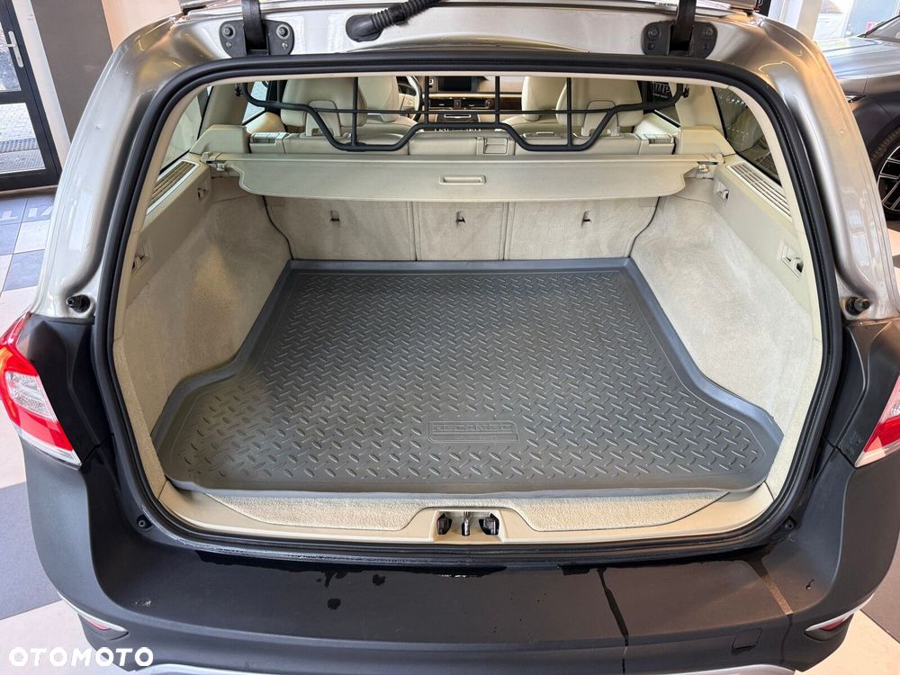 Volvo XC 70 - 9