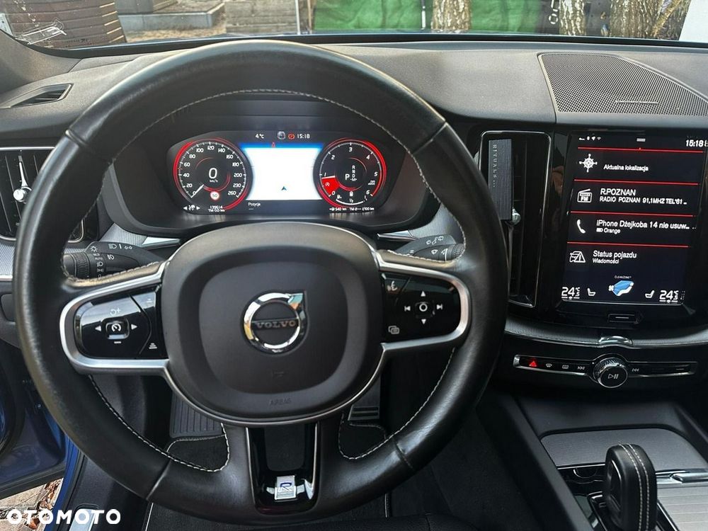 Volvo XC 60 D5 SCR AWD R-Design - 19
