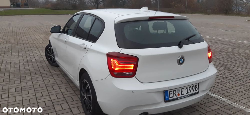 BMW Seria 1 116i Sport Line - 4
