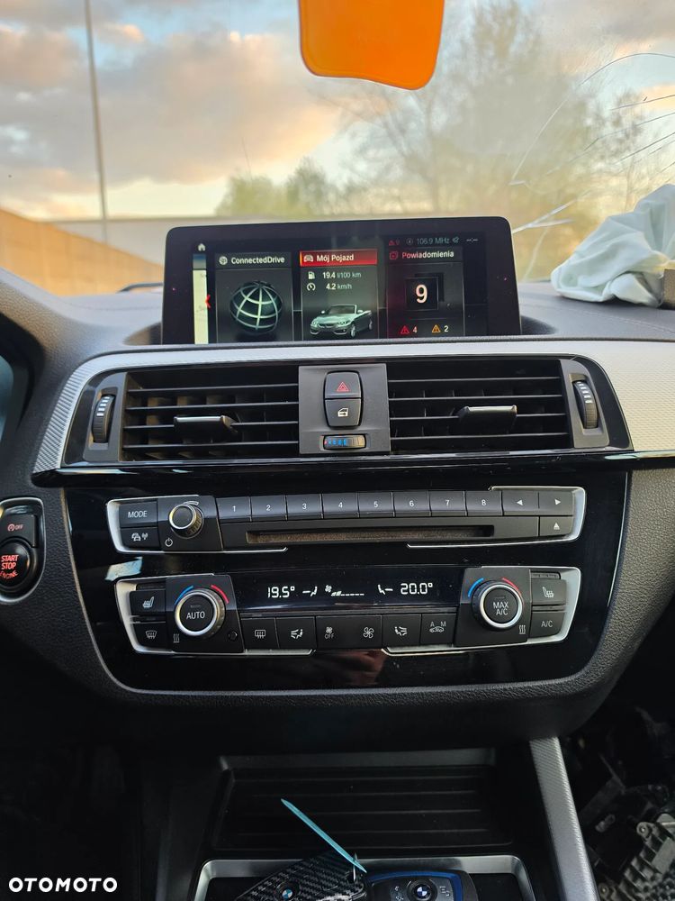 BMW Seria 2 218d M Sport - 17