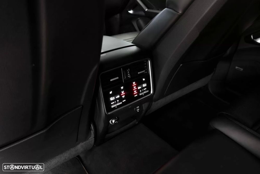 Porsche Cayenne Turbo S E-Hybrid - 24