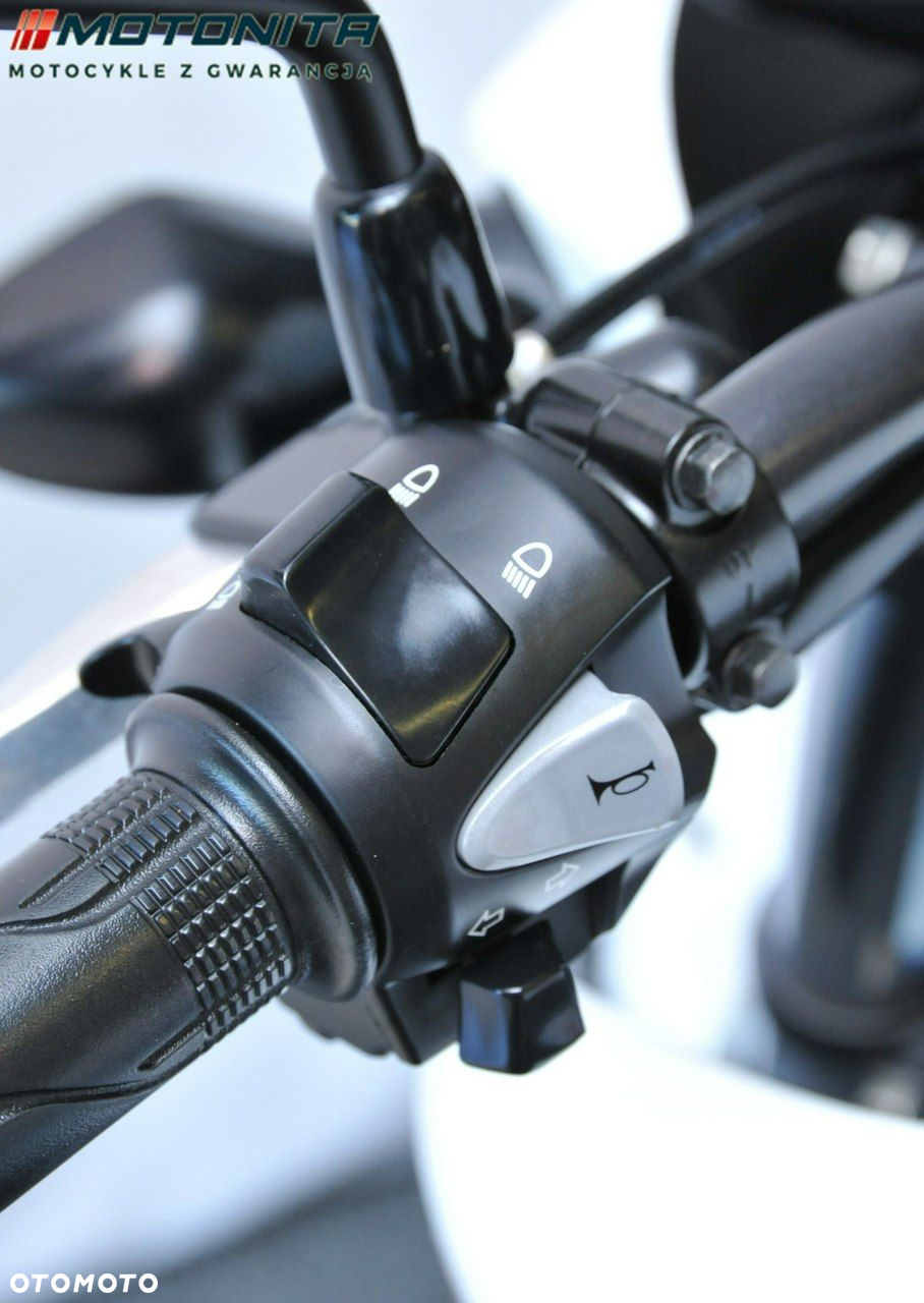 Honda CB - 11