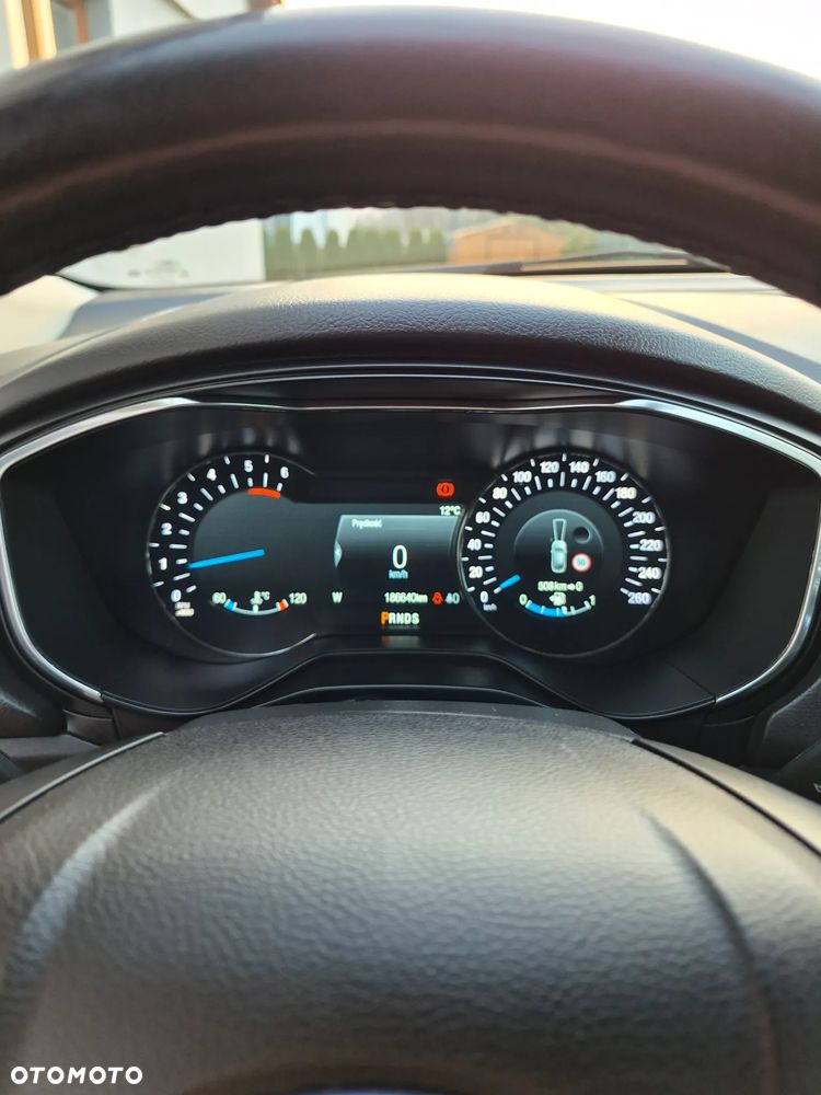 Ford Mondeo 2.0 TDCi Titanium PowerShift - 10