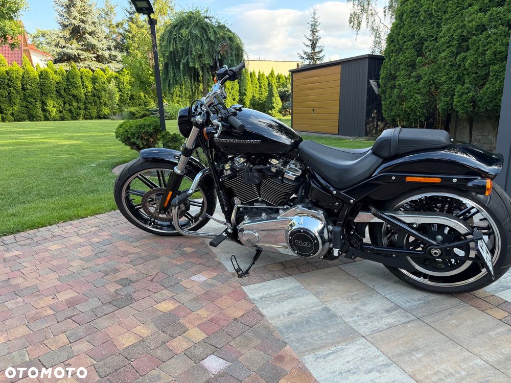 Harley-Davidson FXSB Breakout - 3
