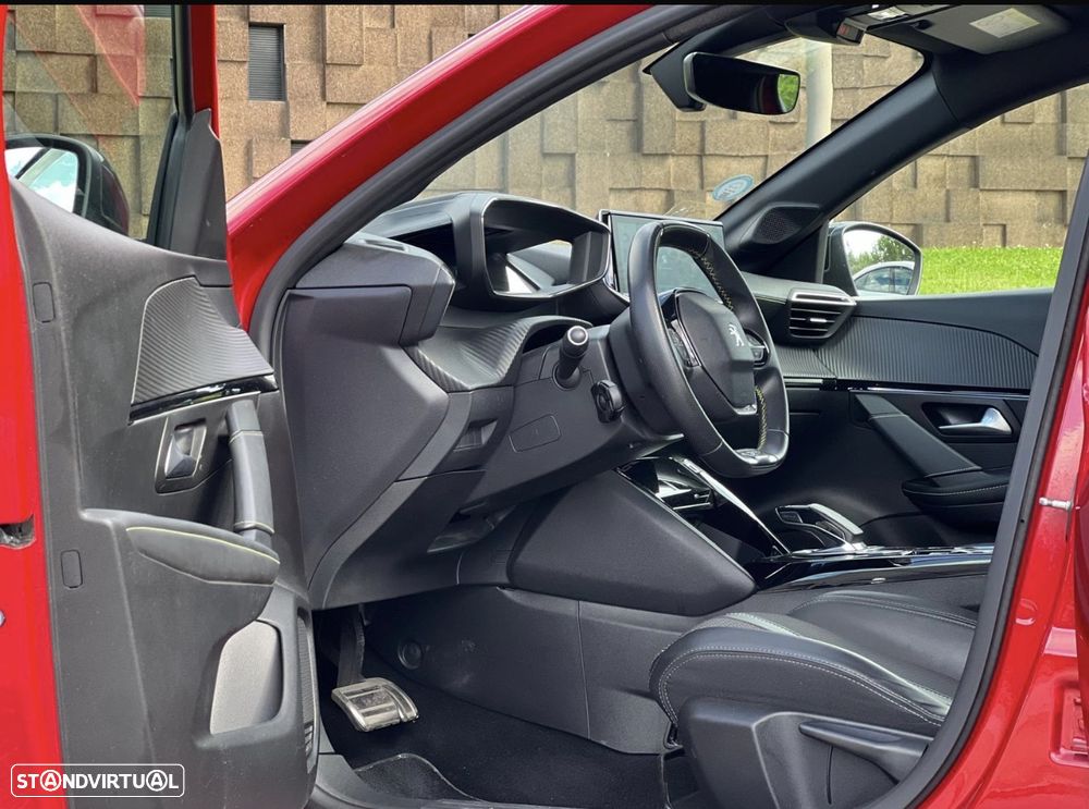 Peugeot 208 - 3