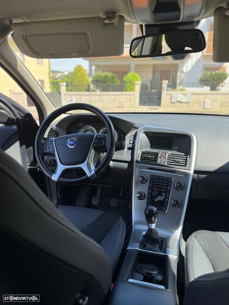 Volvo XC 60 2.0 D3 Drive Momentum - 3