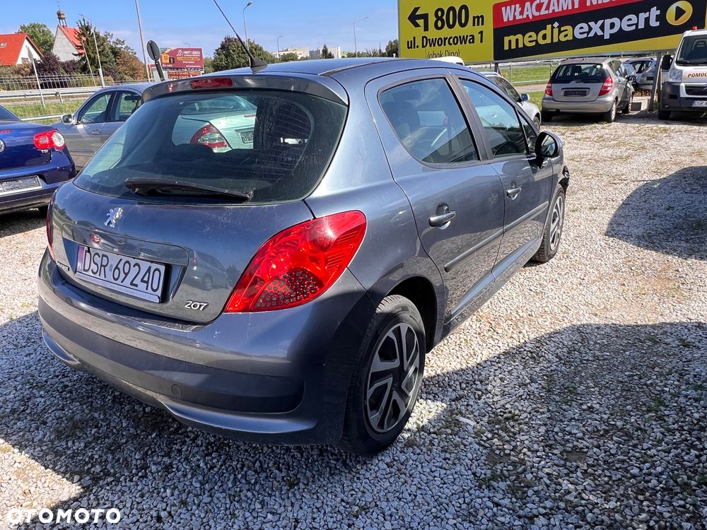 Peugeot 207 - 4