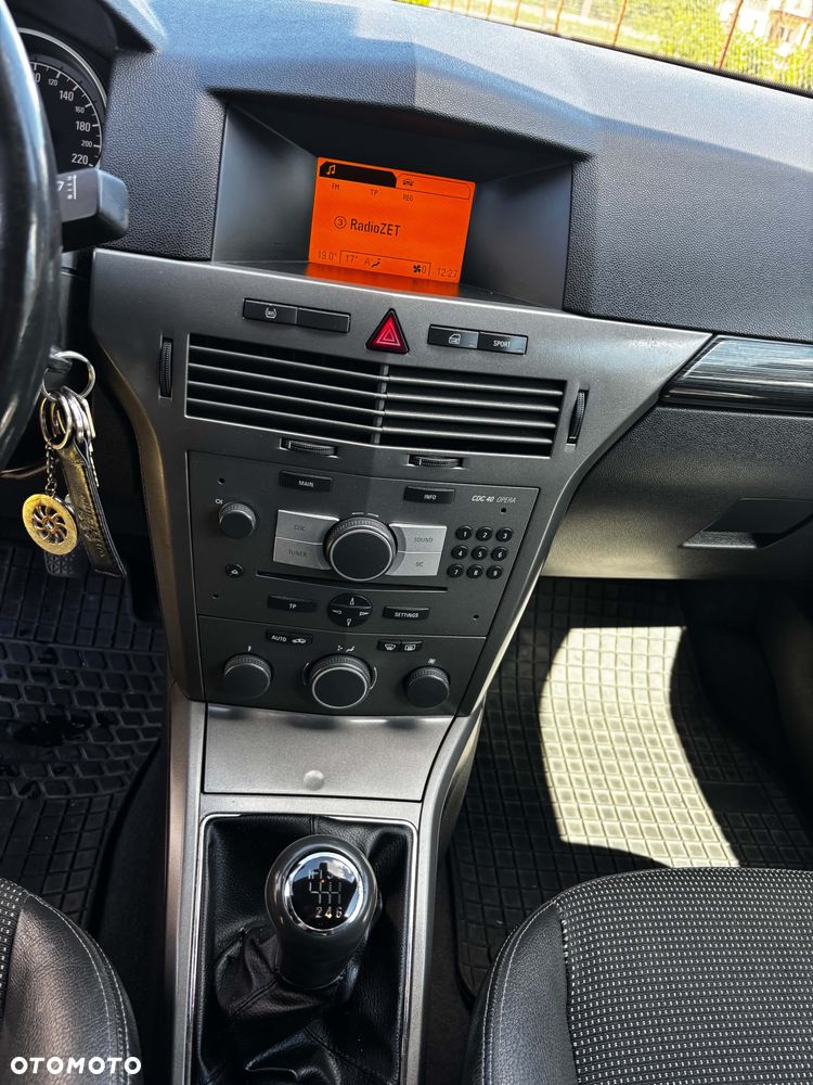Opel Astra 1.9 CDTI Sport - 16