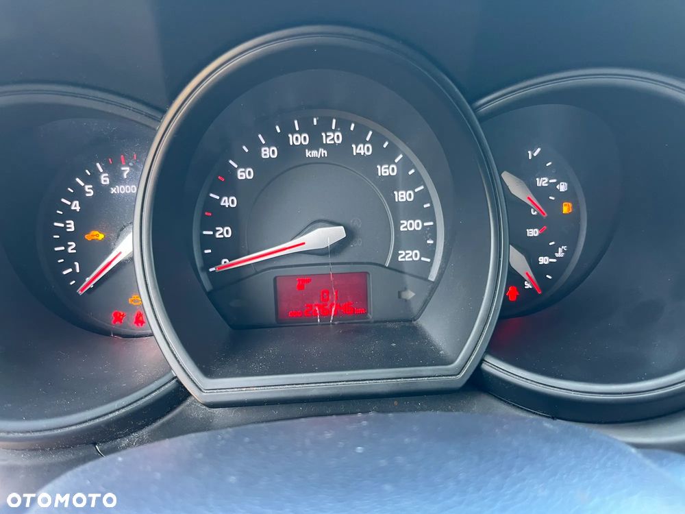Kia Rio 1.2 Dream Team Edition - 16
