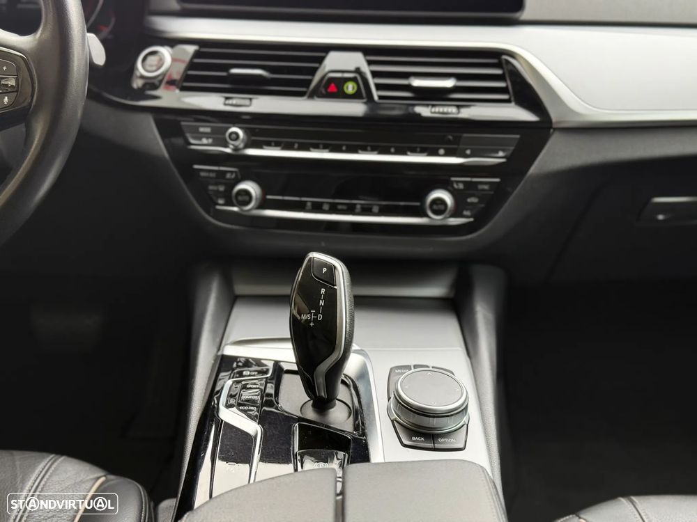 BMW 520 d Line Luxury Auto - 17