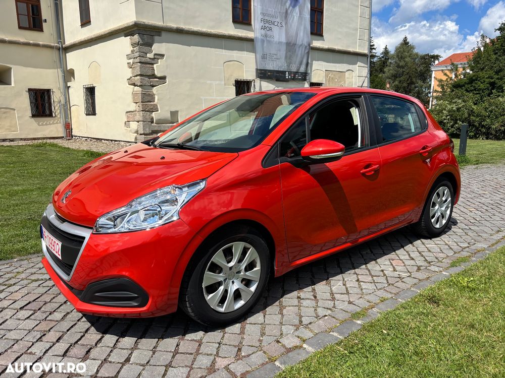 Peugeot 208 - 14