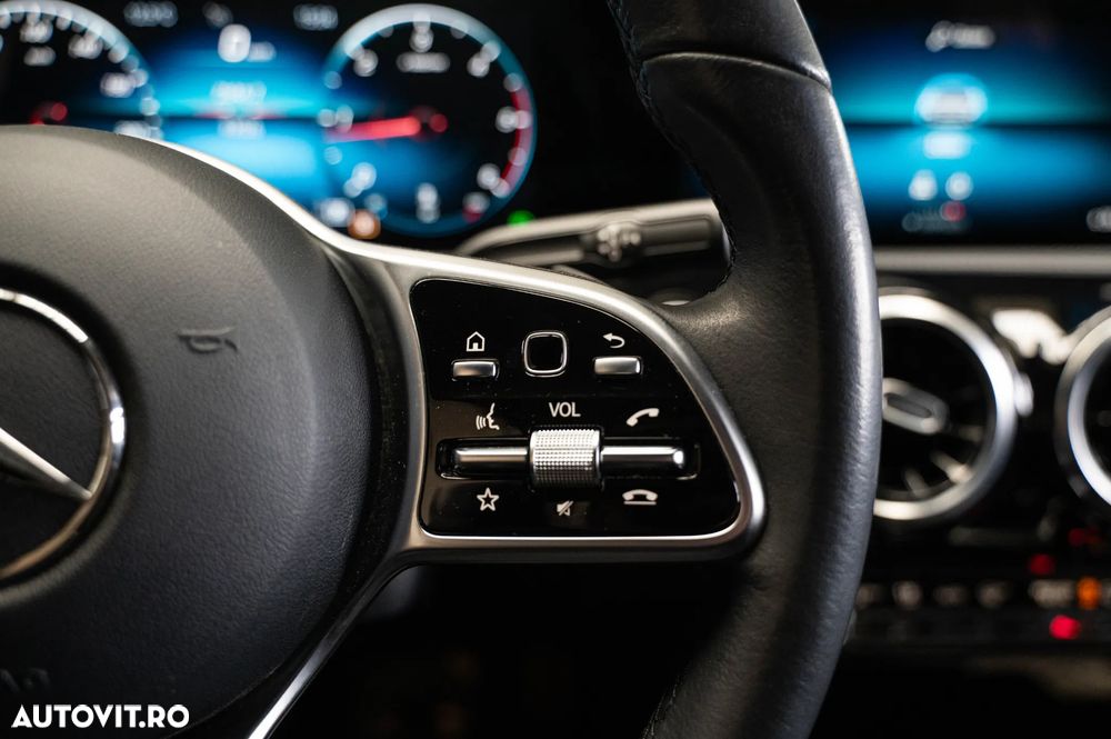 Mercedes-Benz CLA 220 d Coupe Aut. - 23