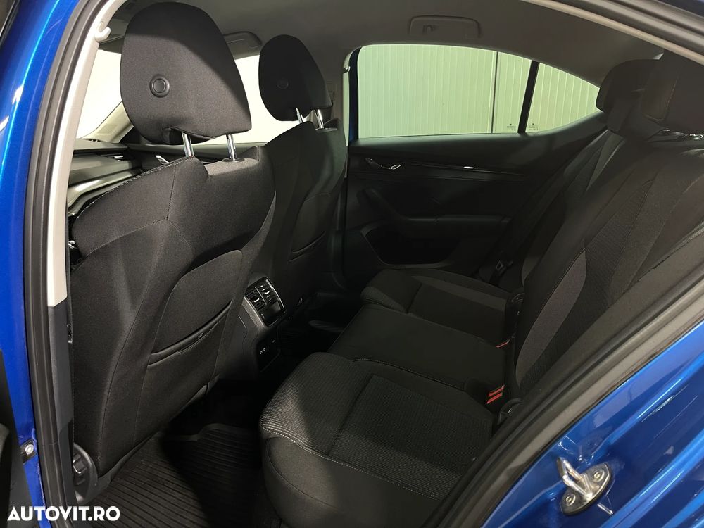 Skoda Octavia 2.0 TDI Ambition - 12