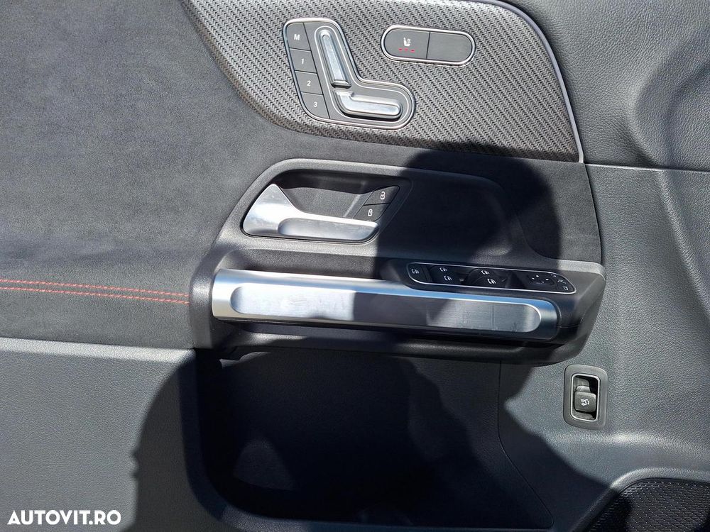 Mercedes-Benz GLB 220 4MATIC 8G-DCT Edition AMG Line - 19