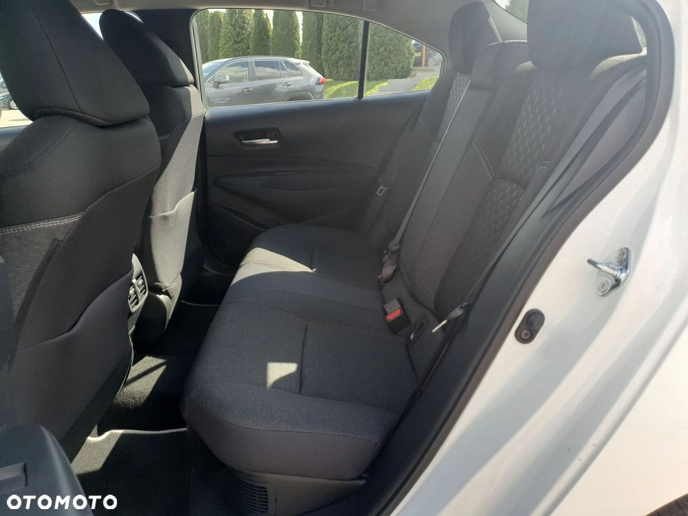 Toyota Corolla 1.8 Hybrid Comfort - 12