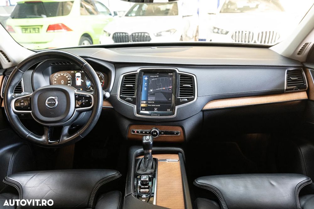 Volvo XC 90 D5 AWD Geartronic Inscription - 31