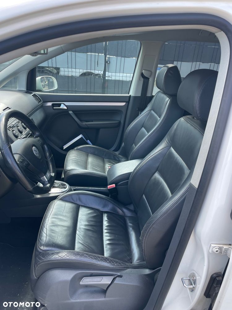 Volkswagen Touran 1.4 TSI DSG R-Line Edition - 8