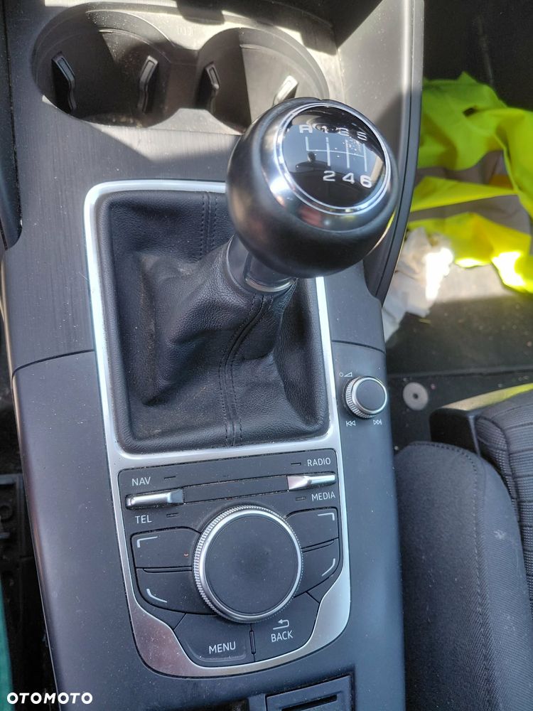 Audi A3 Sportback 2.0 TDI quattro Ambiente - 11