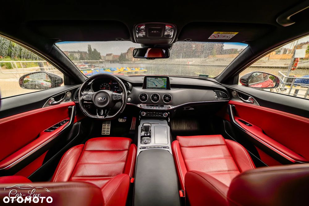 Kia Stinger 2.0 T-GDI GT Line - 17