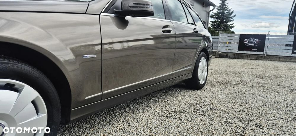 Mercedes-Benz Klasa C 200 CDI BlueEff Avantgarde - 11