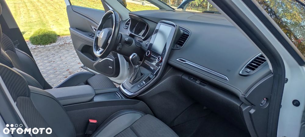 Renault Grand Scenic Gr 1.6 dCi Bose EDC - 11