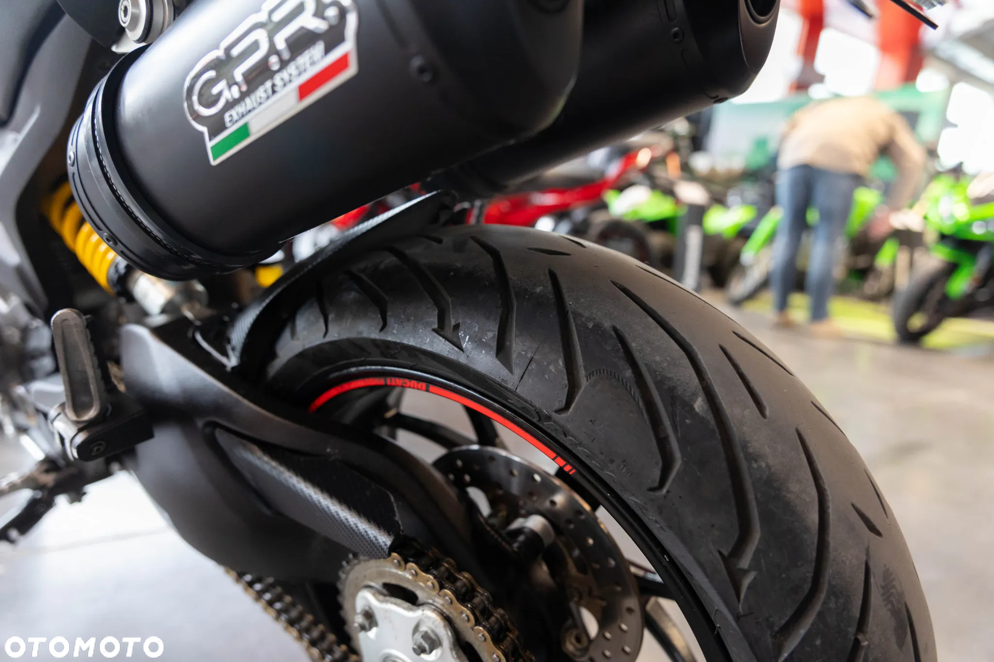 Ducati Monster - 12
