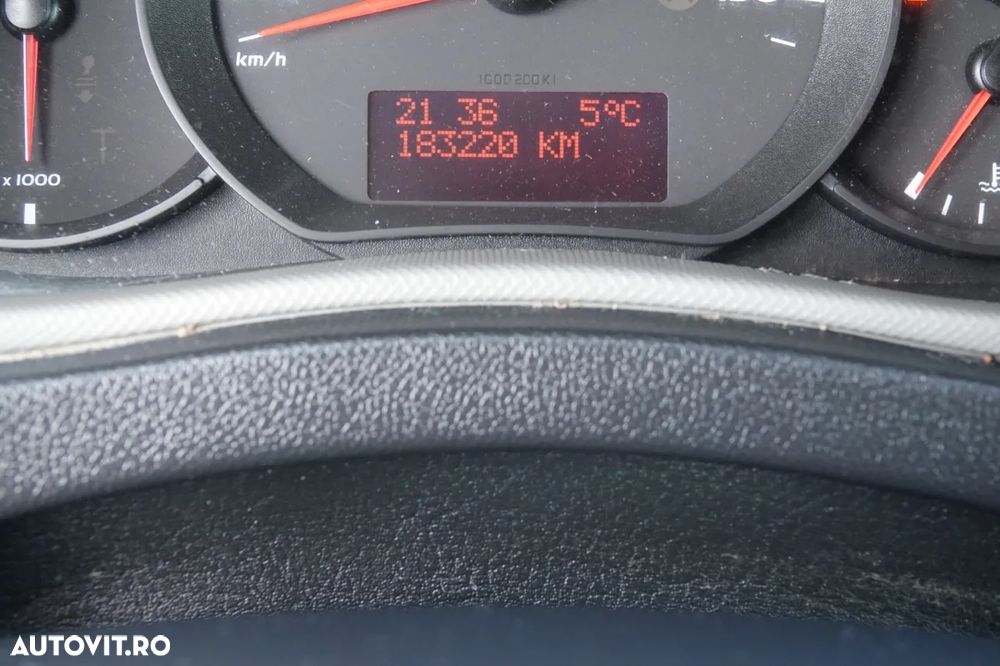 Renault MASTER / DCI 135 / BASCULATOR / CAMION CU OPȚIUNI 7 LOCURI / MANUAL - 40