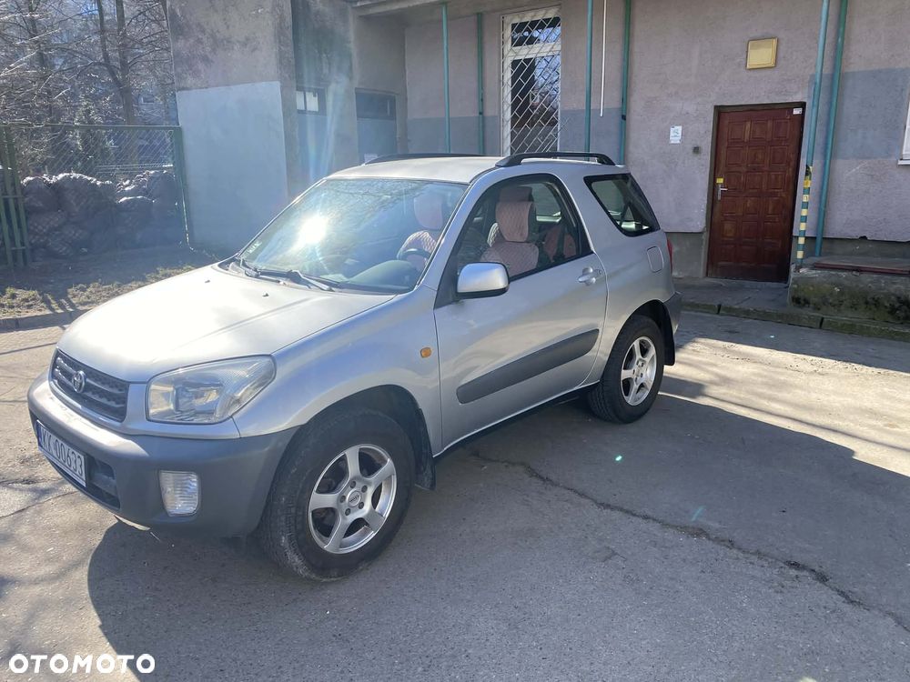 Toyota RAV4 1.8 VVT-i Luna 2WD - 1