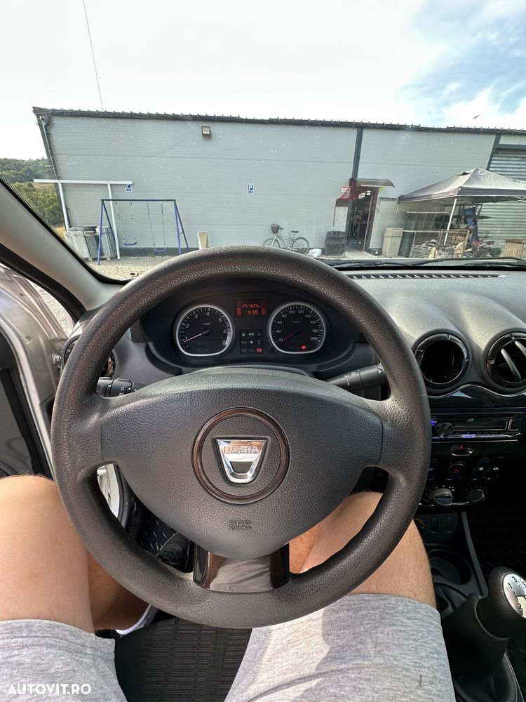 Dacia Duster 1.5 dCi 4x2 Ambiance - 12