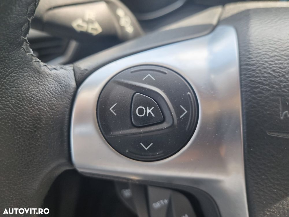 Ford Kuga 1.5 EcoBoost 2WD Titanium - 18