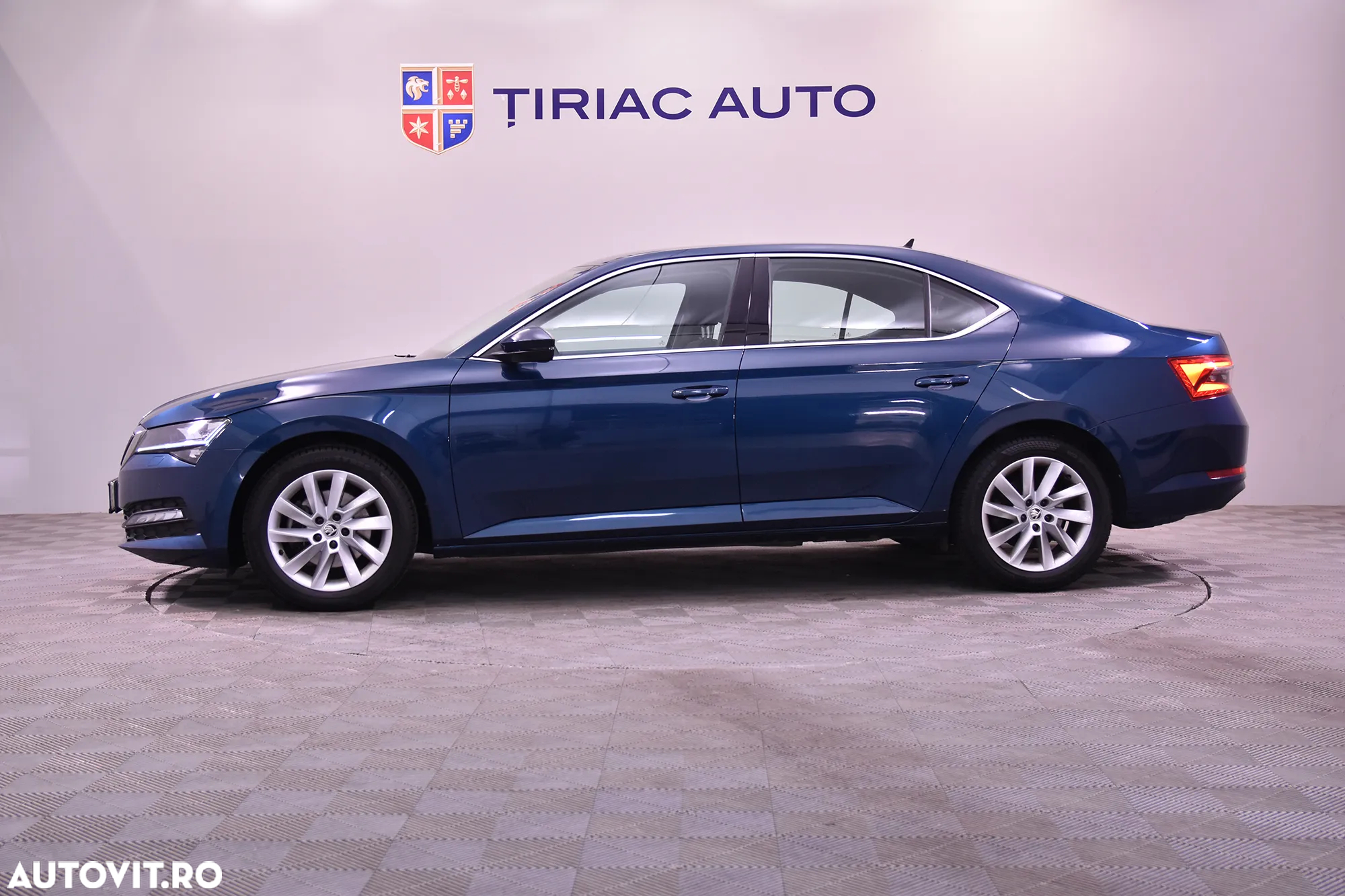Skoda Superb - 2