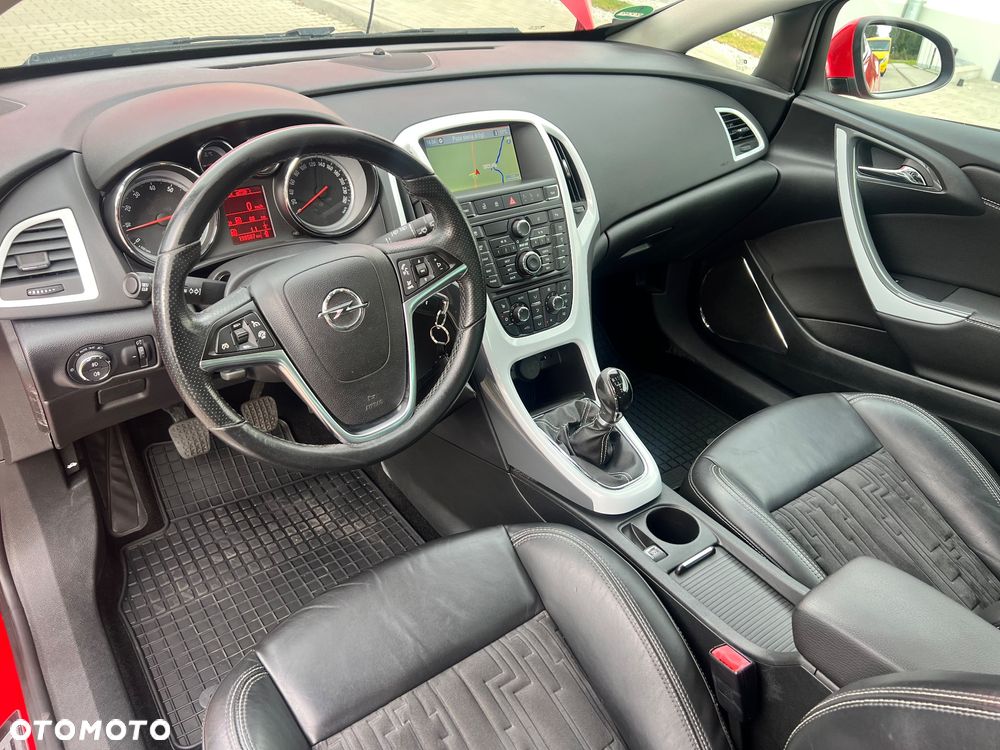 Opel Astra 1.6 Turbo Edition - 17