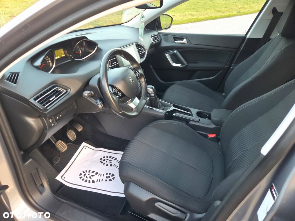 Peugeot 308 1.2 PureTech Access S&S - 13