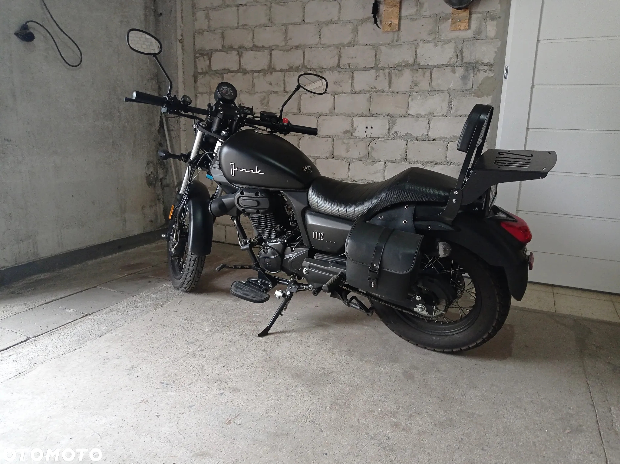 Junak M12 - 10