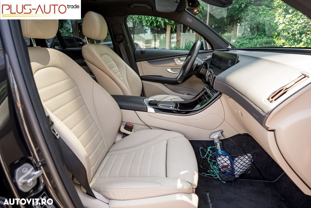 Mercedes-Benz EQC 400 4MATIC - 38