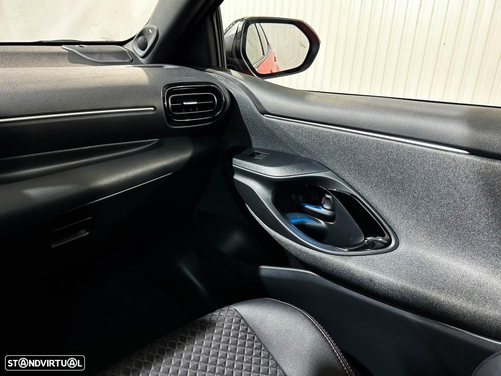Toyota Yaris 1.5 HDF Comfort - 23