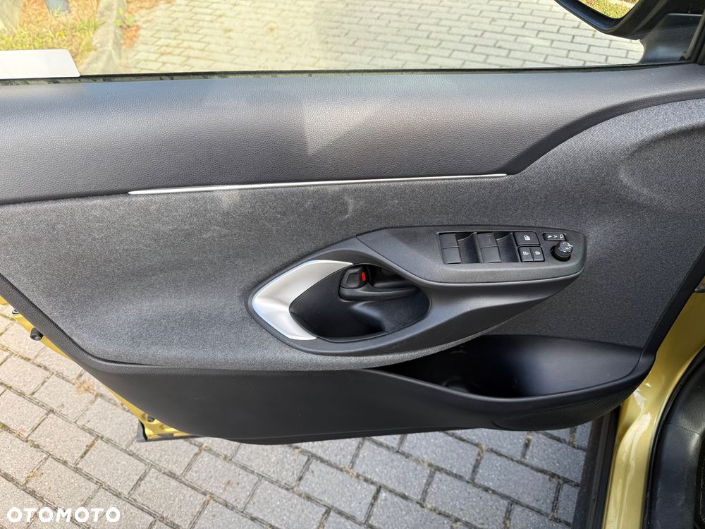 Toyota Yaris - 14