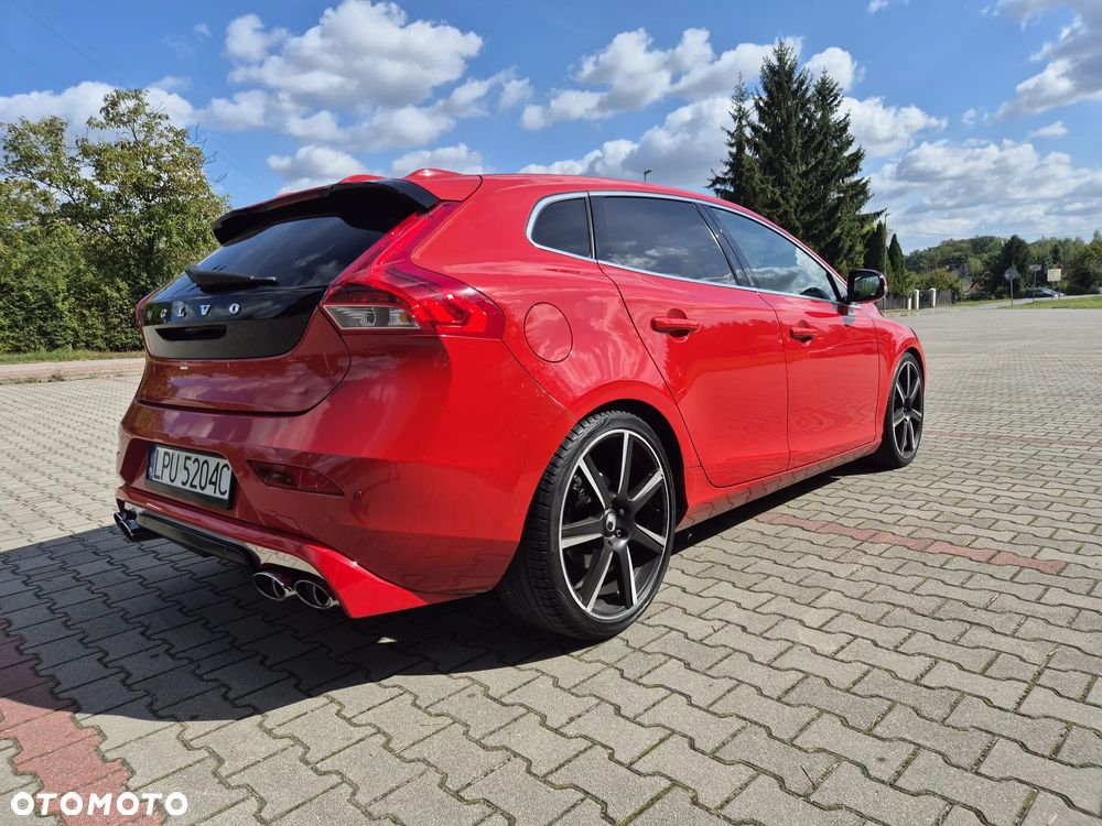 Volvo V40 D2 Momentum - 4