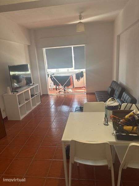 T1 a venda paco de arcos ao lado da praia - Grande imagem: 2/8