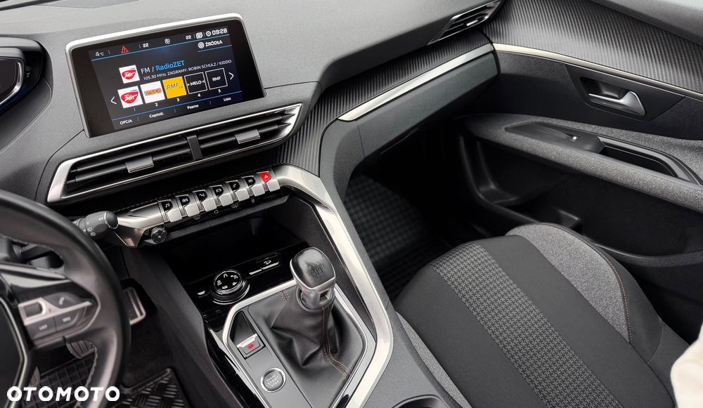Peugeot 3008 1.2 PureTech Active S&S - 29