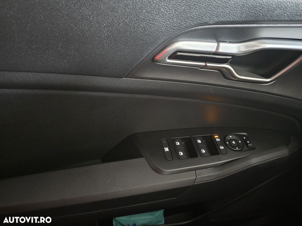Kia Sportage PE 1.6 T-GDI 7DCT 4x2 Urban - 20